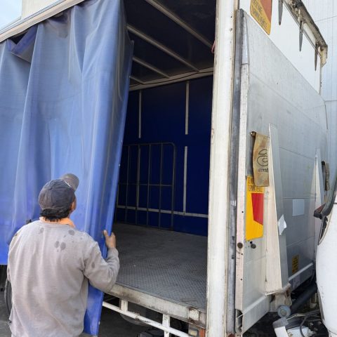 2006 Hino FD