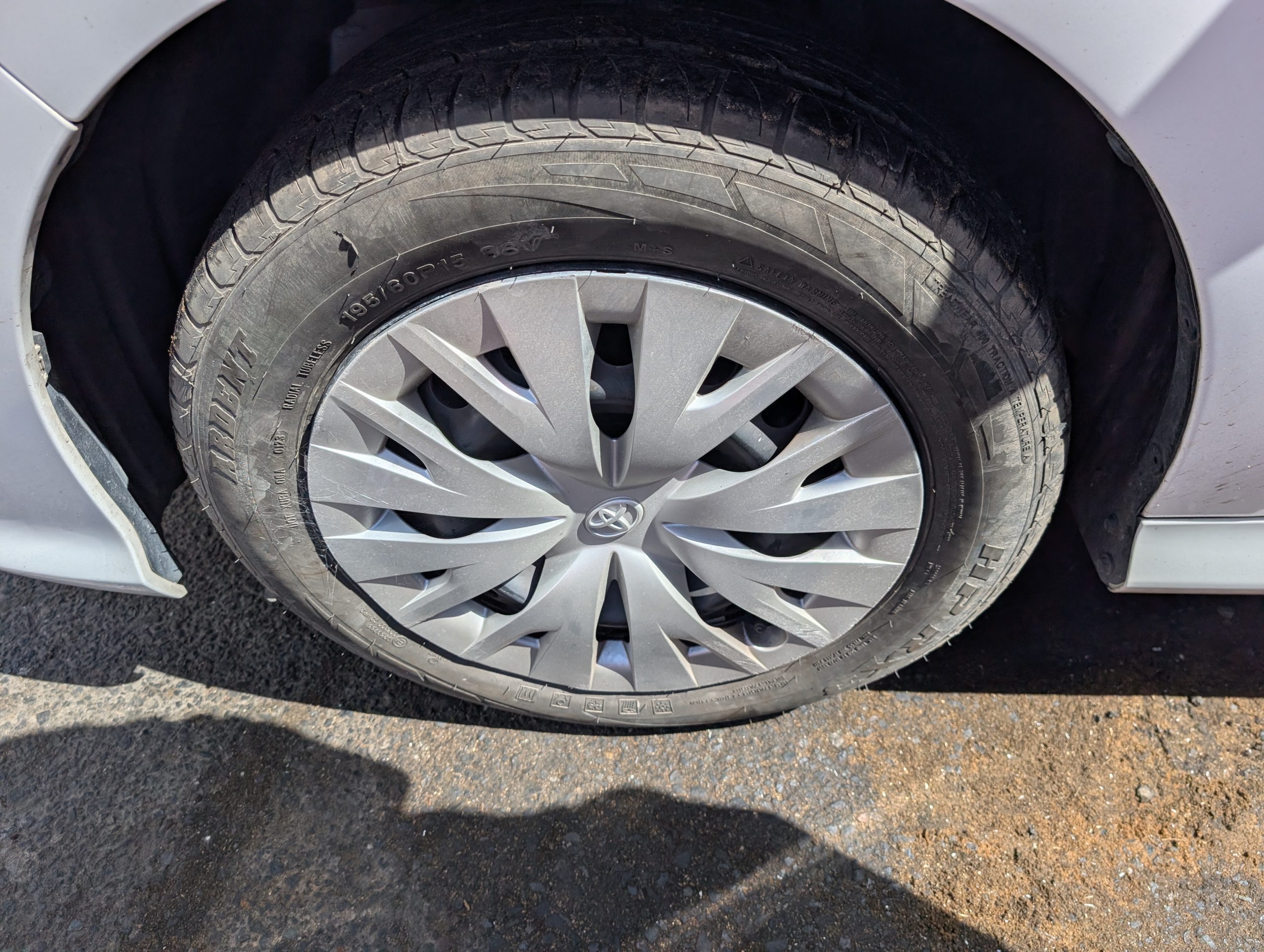 Toyota Yaris 2023 - Image 17
