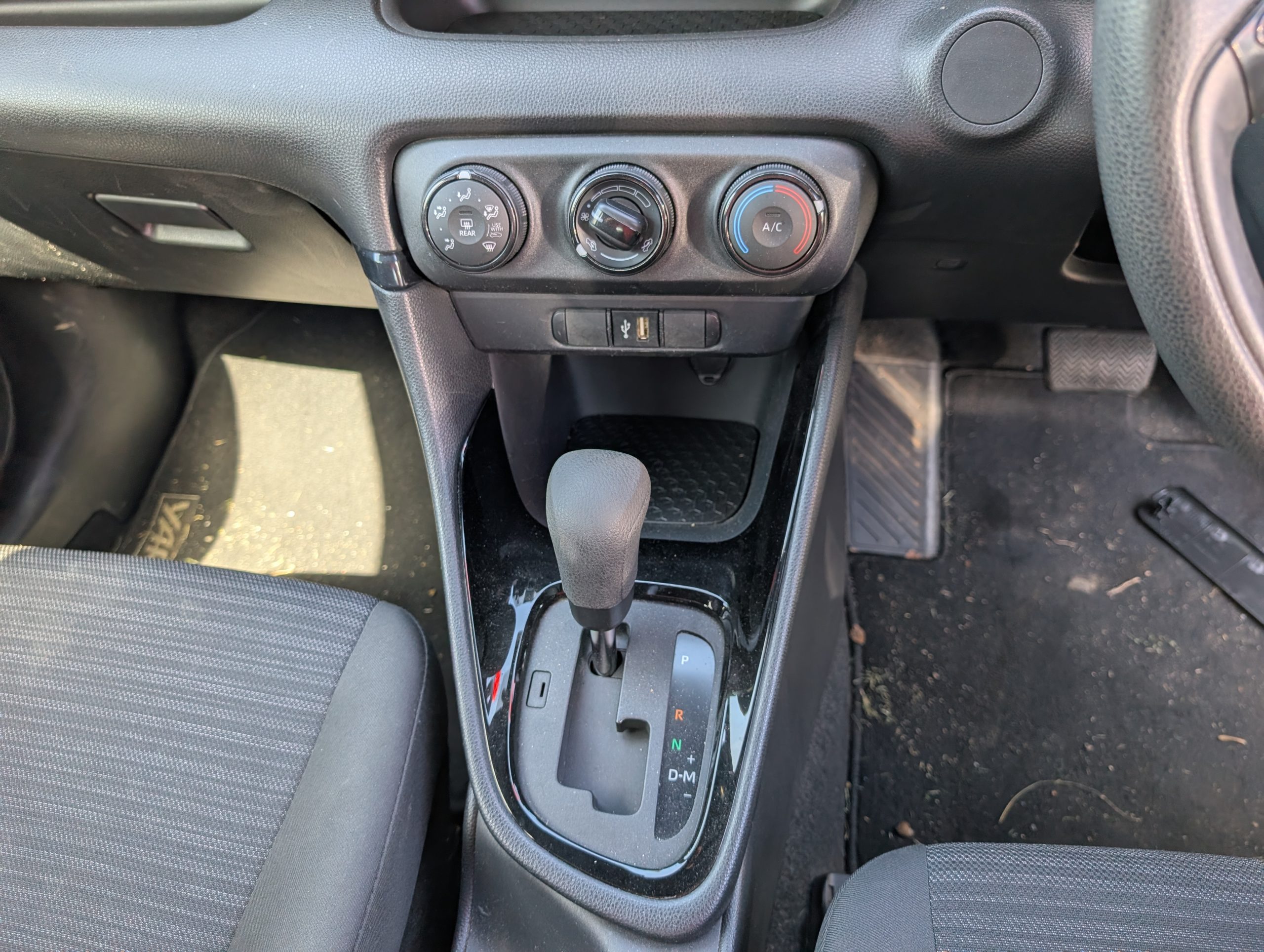 Toyota Yaris 2023 - Image 29
