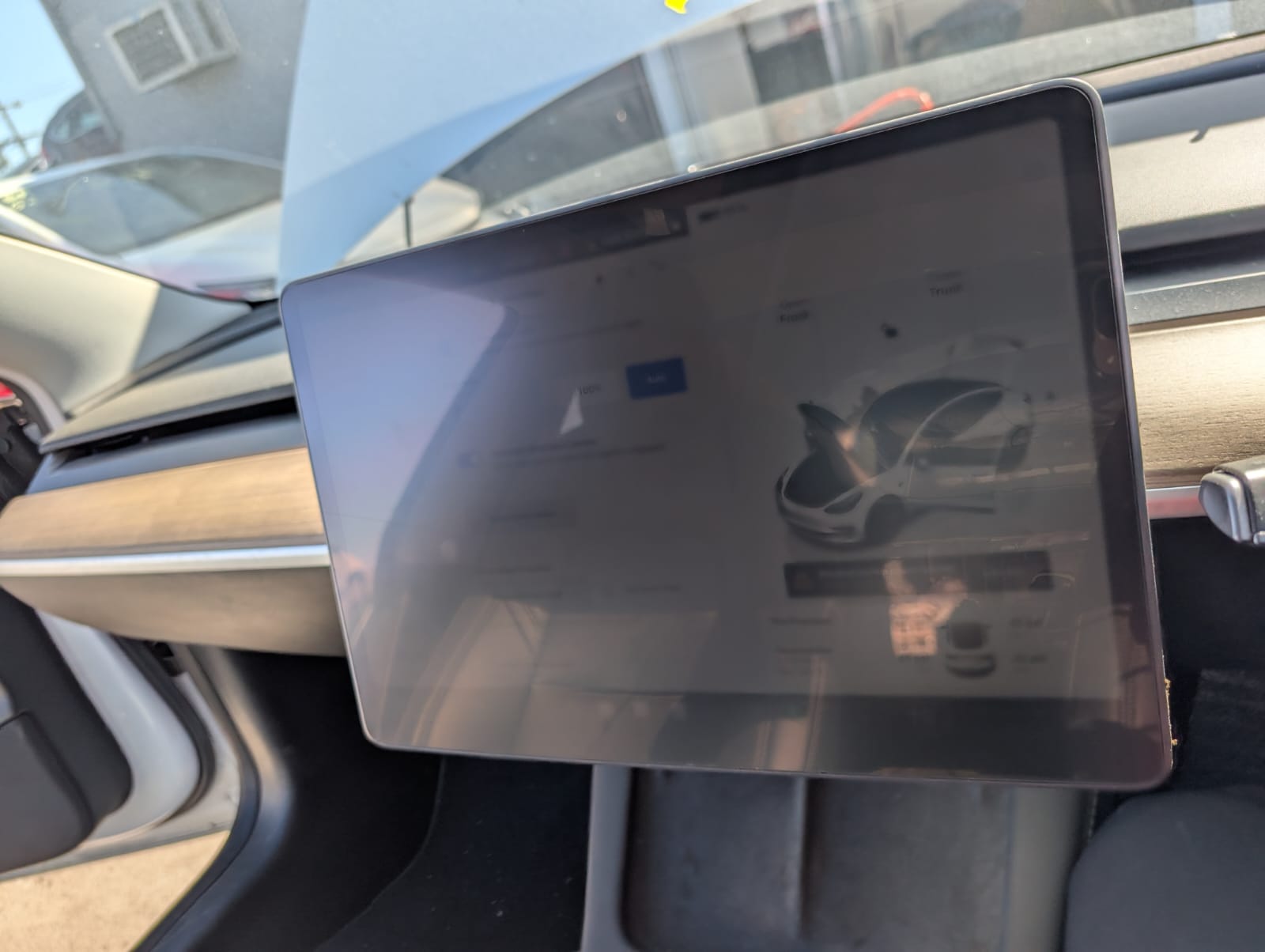 Tesla 3 2023 - Image 37