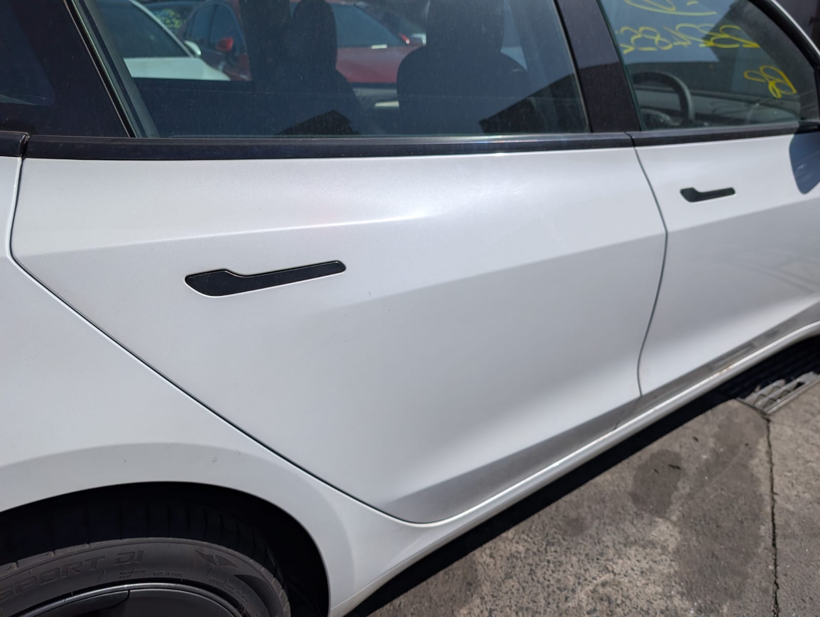 Tesla 3 2023 - Image 13
