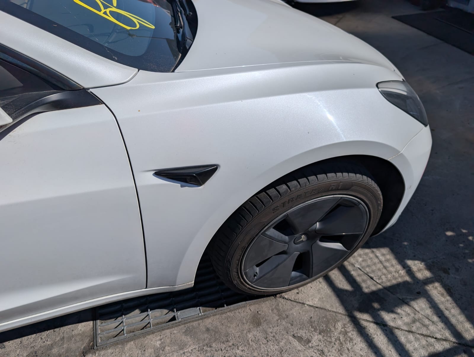 Tesla 3 2023 - Image 11
