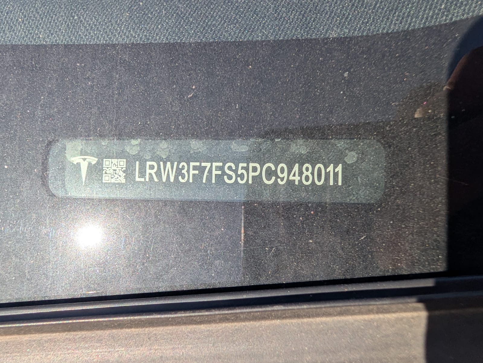 Tesla 3 2023 - Image 31