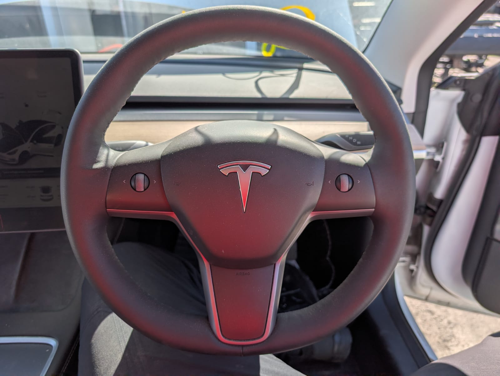 Tesla 3 2023 - Image 32