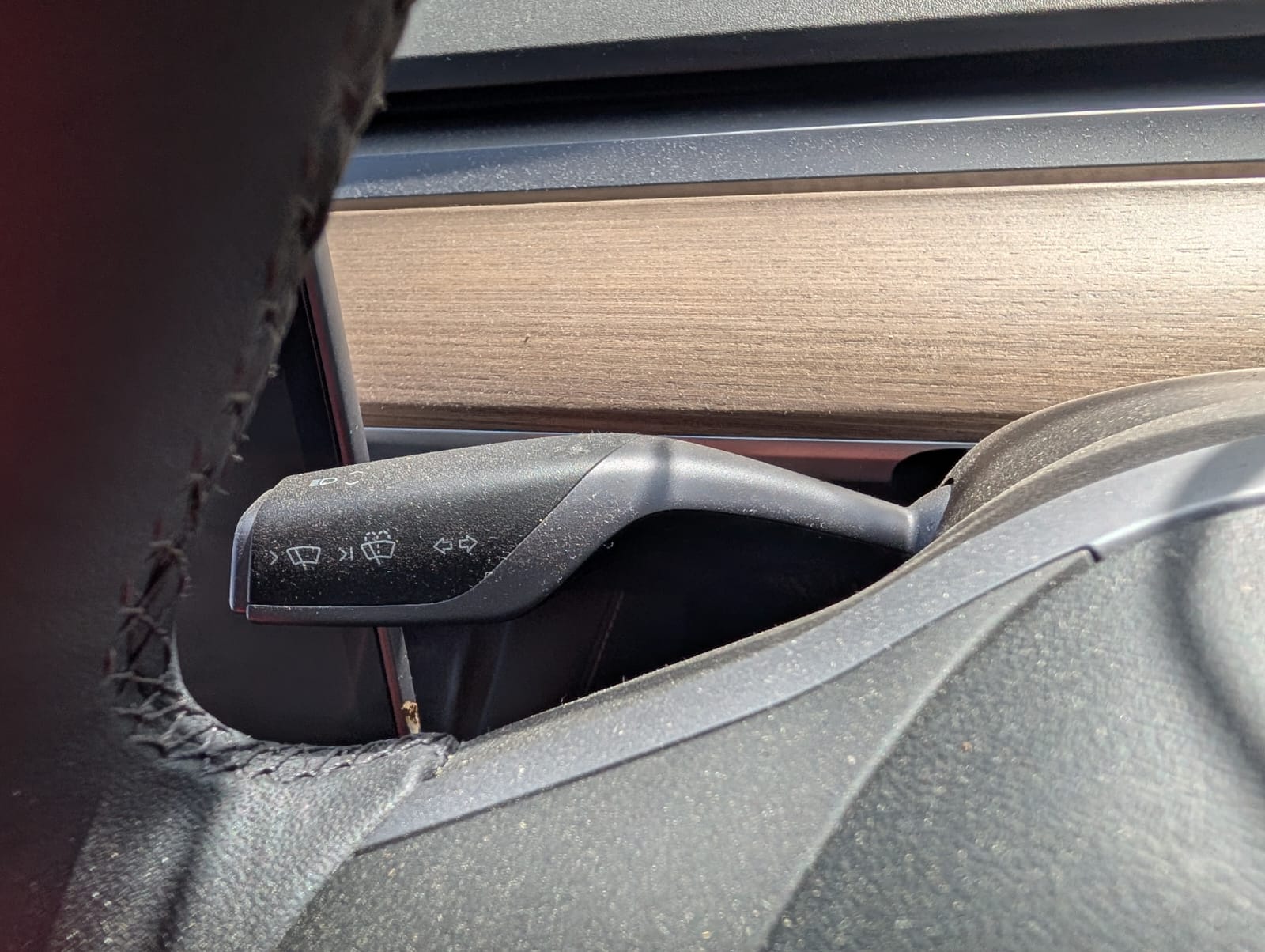 Tesla 3 2023 - Image 29