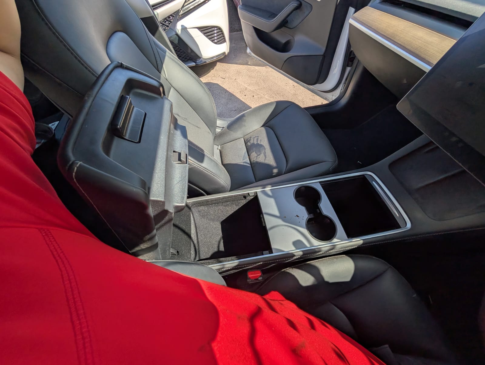 Tesla 3 2023 - Image 26