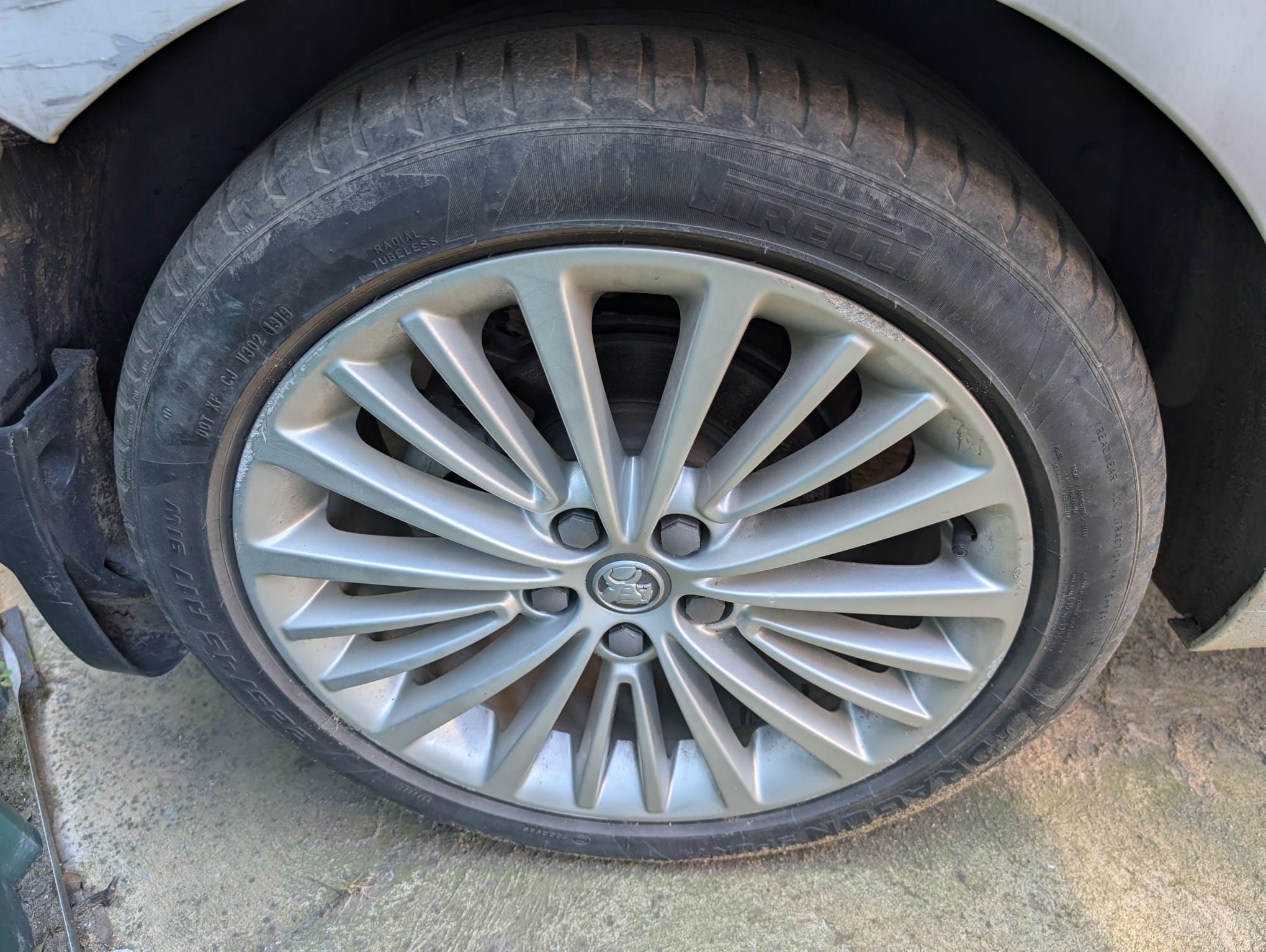Holden Astra 2017 - Image 19