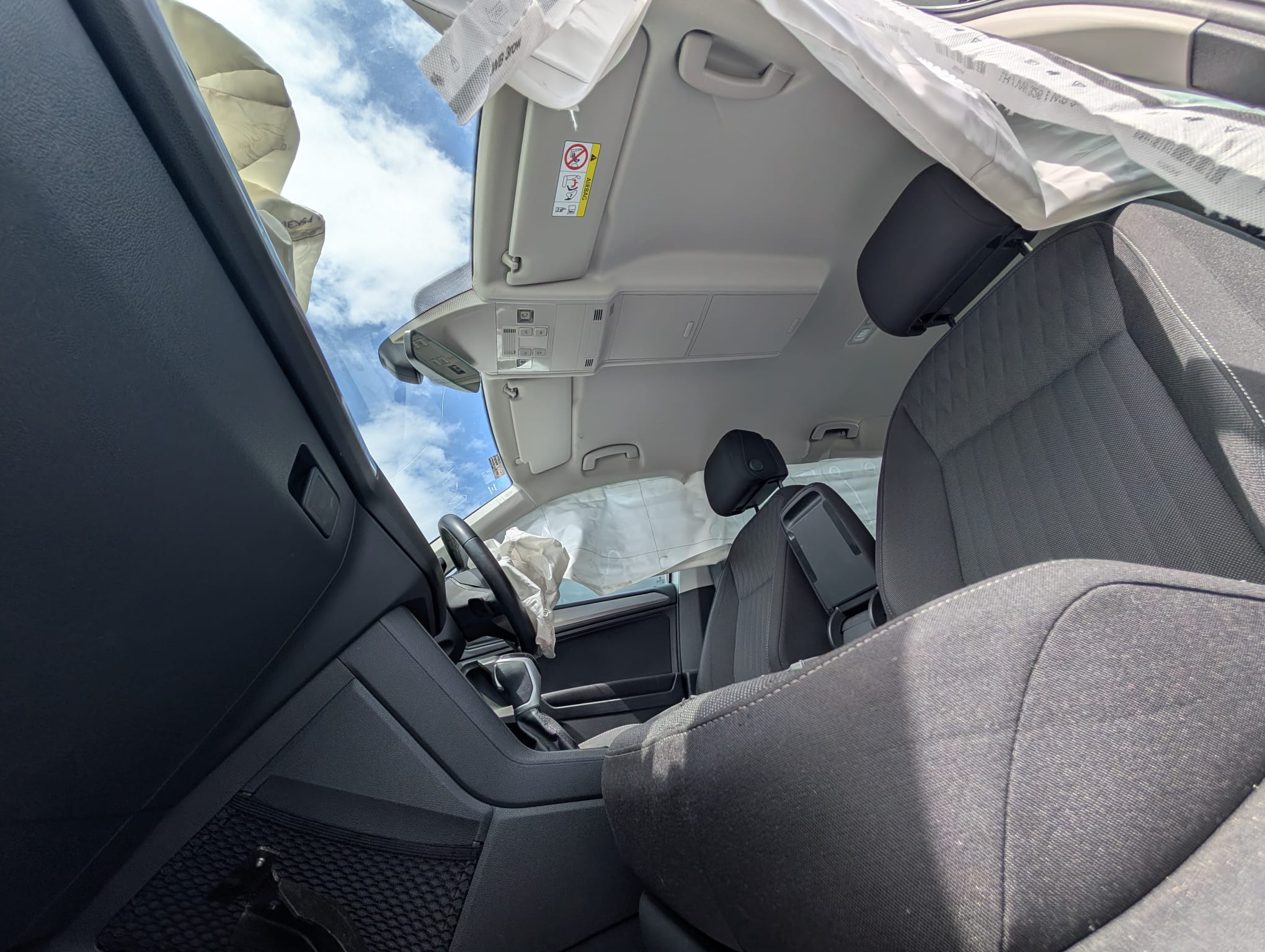 Volkswagen Tiguan 2024 - Image 15