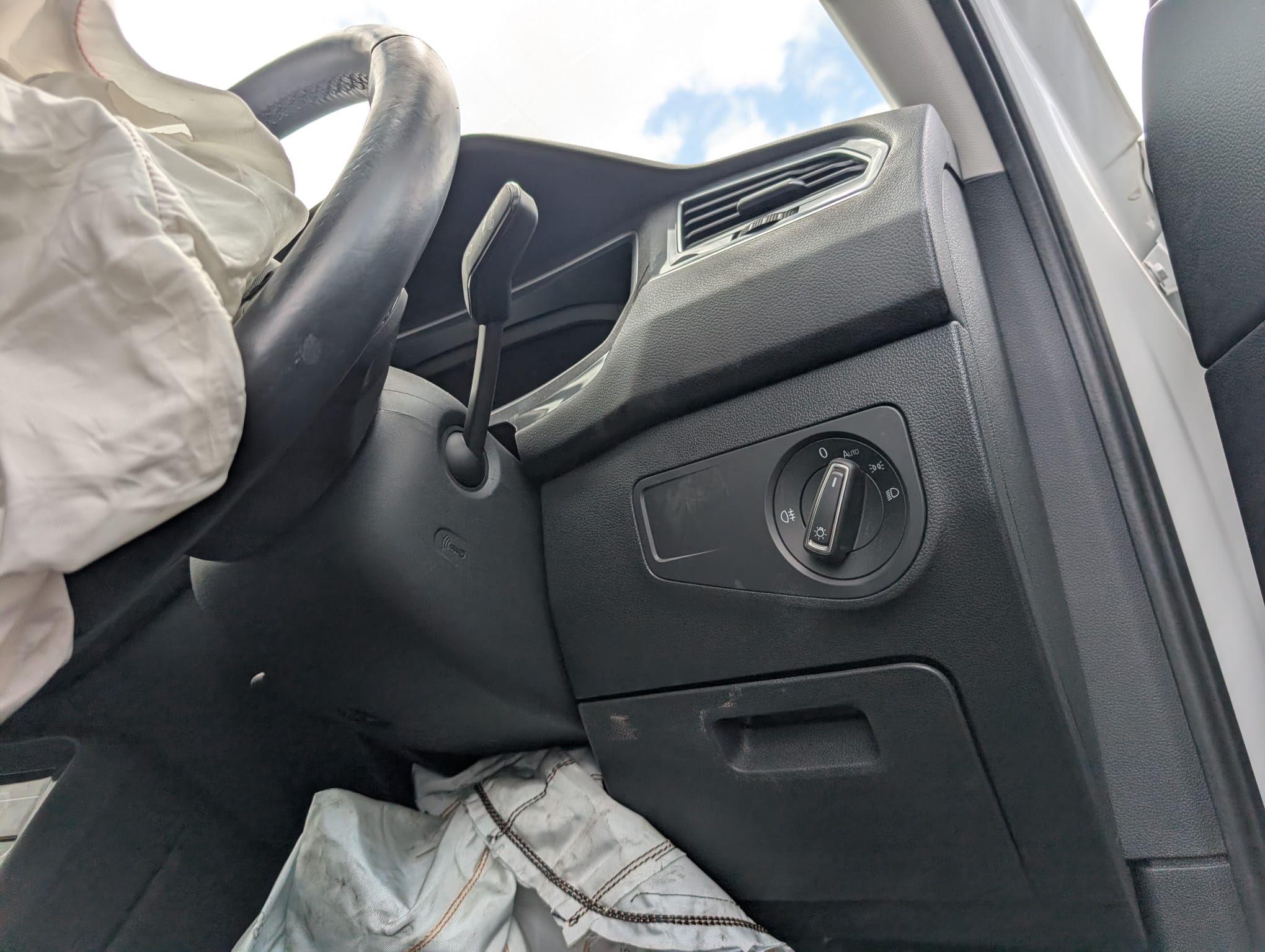 Volkswagen Tiguan 2024 - Image 14