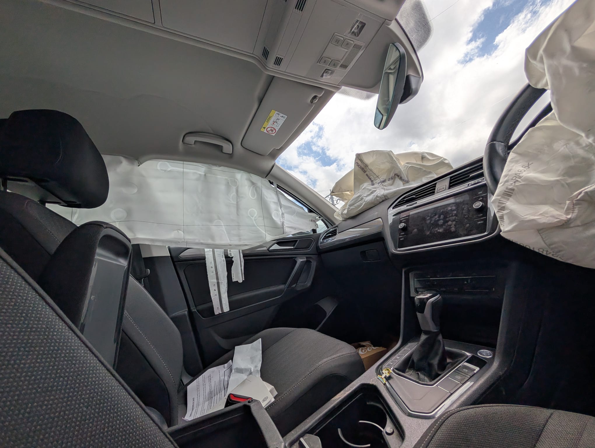 Volkswagen Tiguan 2024 - Image 13