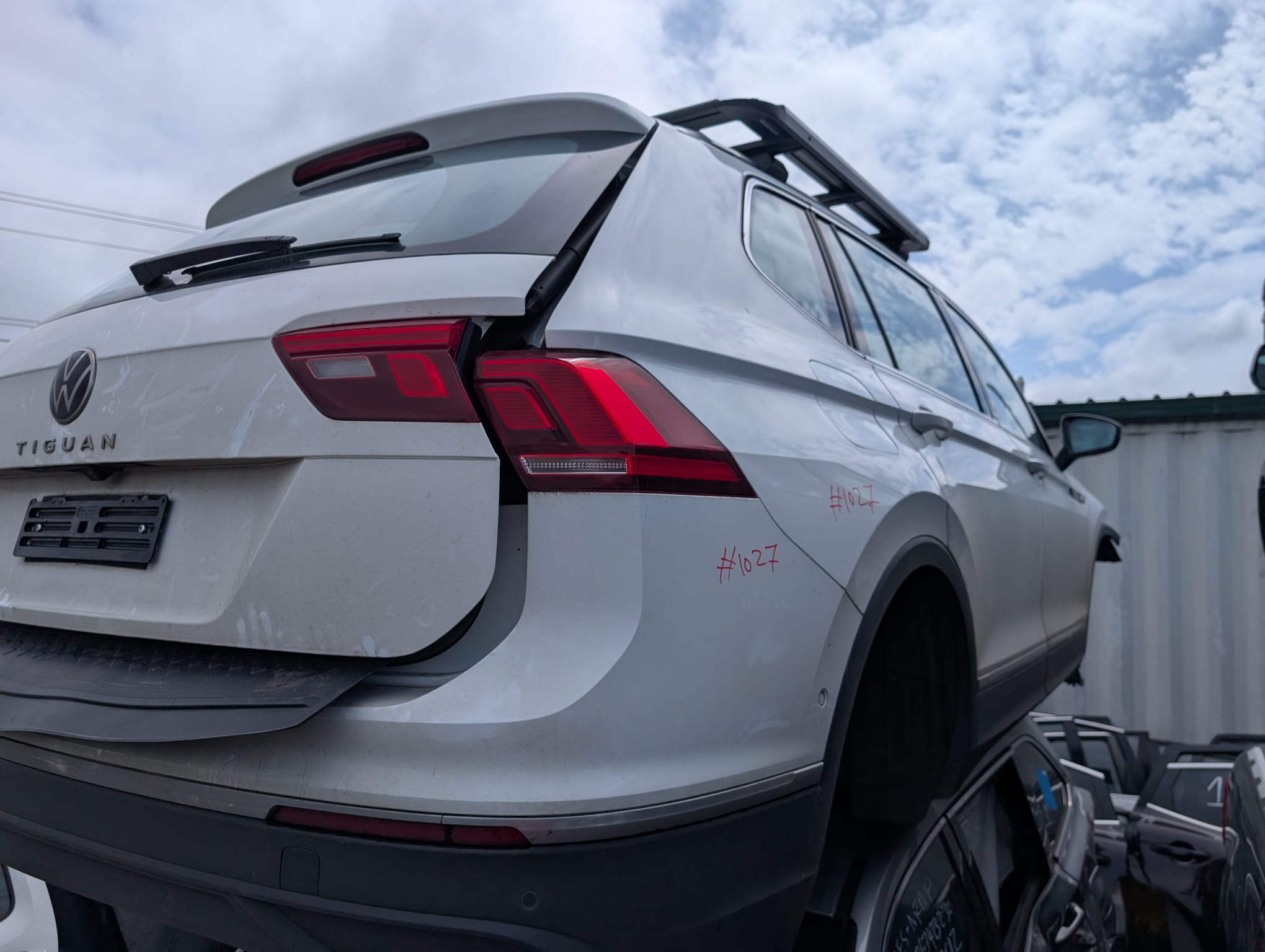 Volkswagen Tiguan 2024 - Image 8
