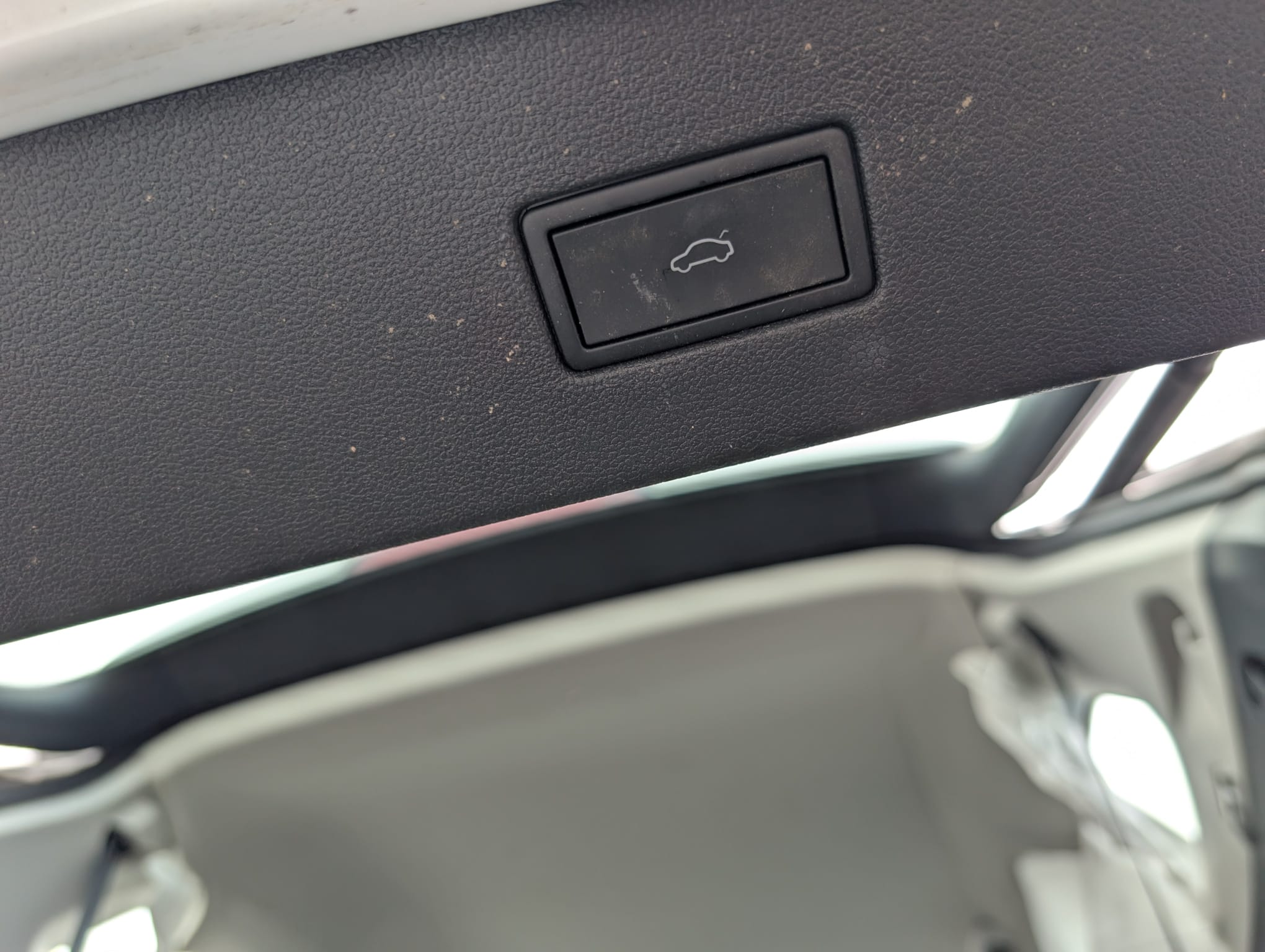 Volkswagen Tiguan 2024 - Image 5