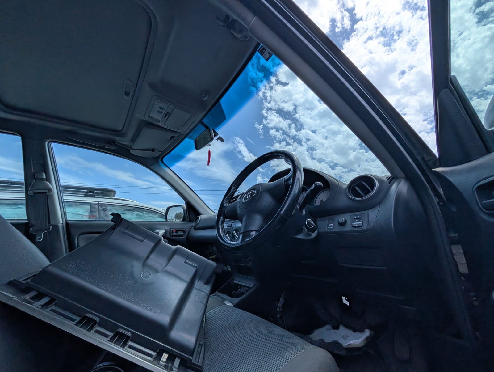 Toyota RAV4 2005 - Image 8