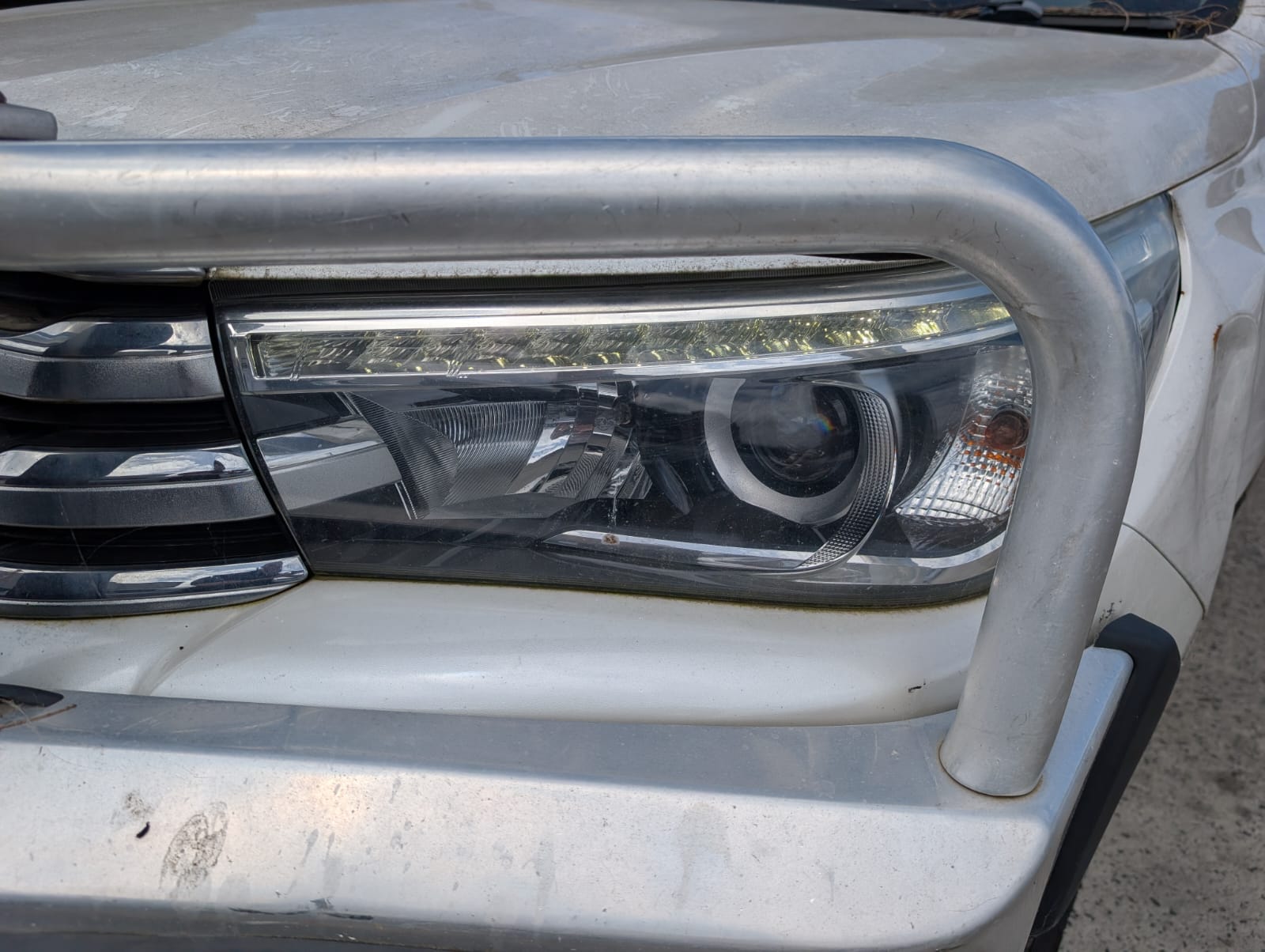 Toyota Hilux 2016 - Image 12