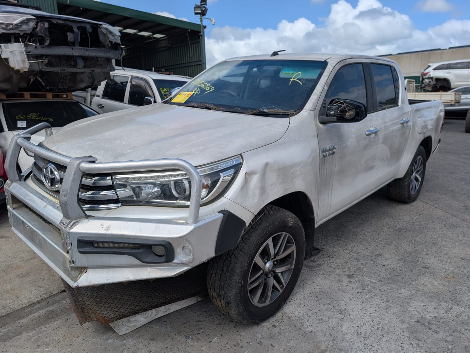 Toyota Hilux 2016 - Image 2