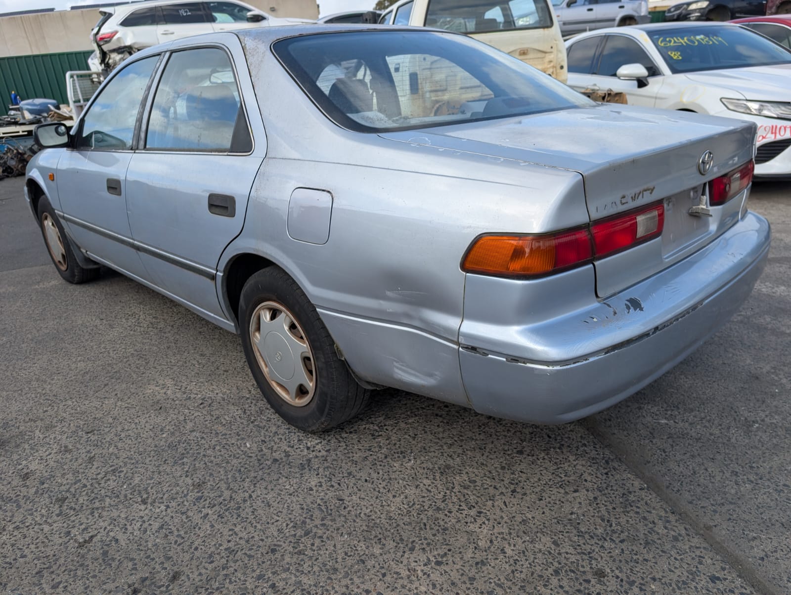 Toyota Camry 1998 - Image 4