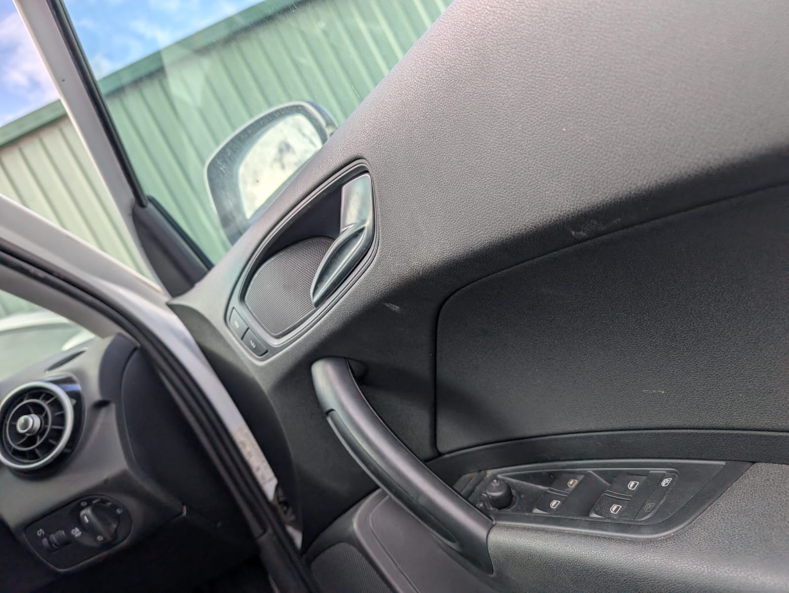 Audi A1 2014 - Image 12