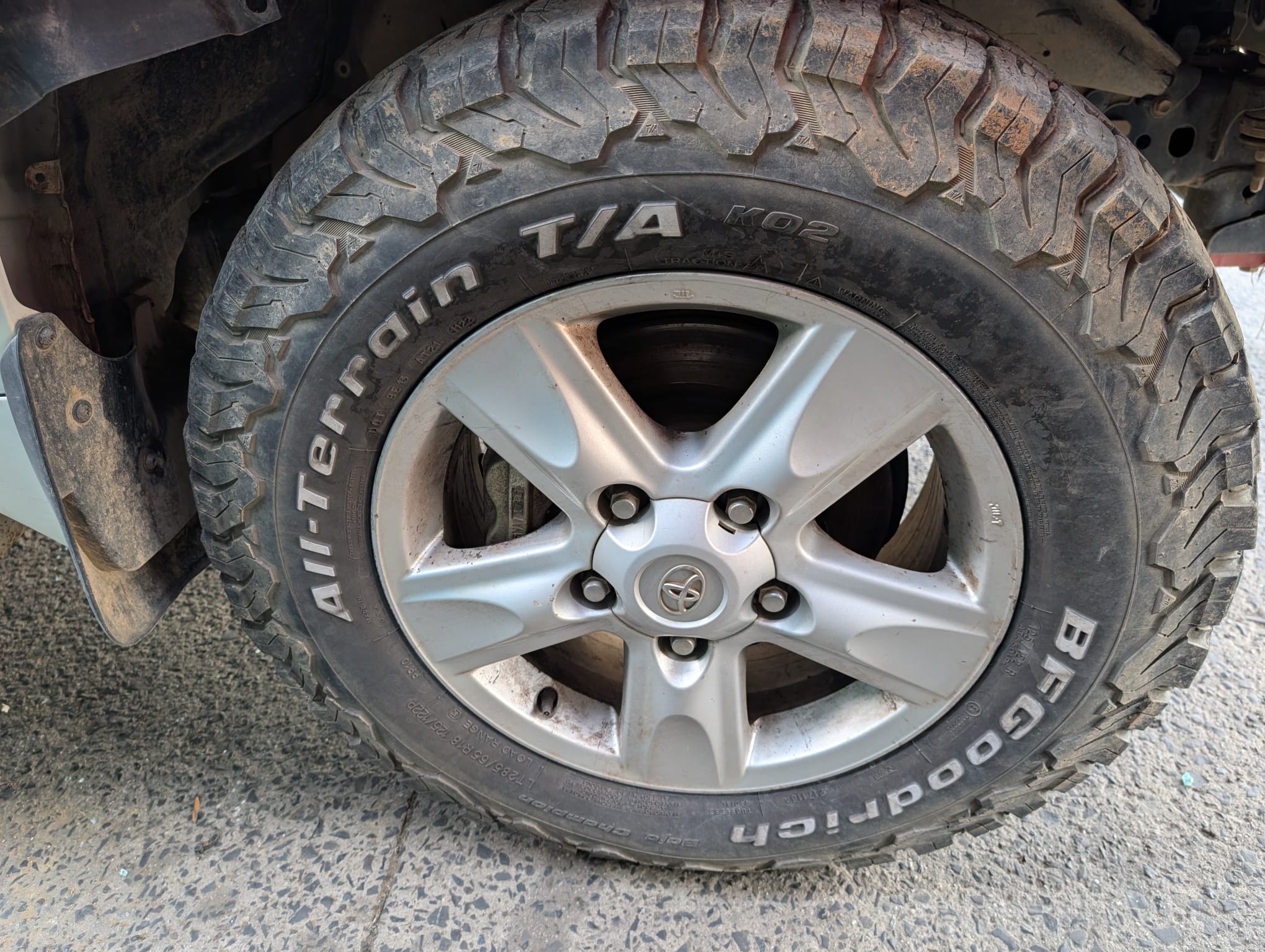 Toyota Landcruiser 2011 200 Series - Image 10