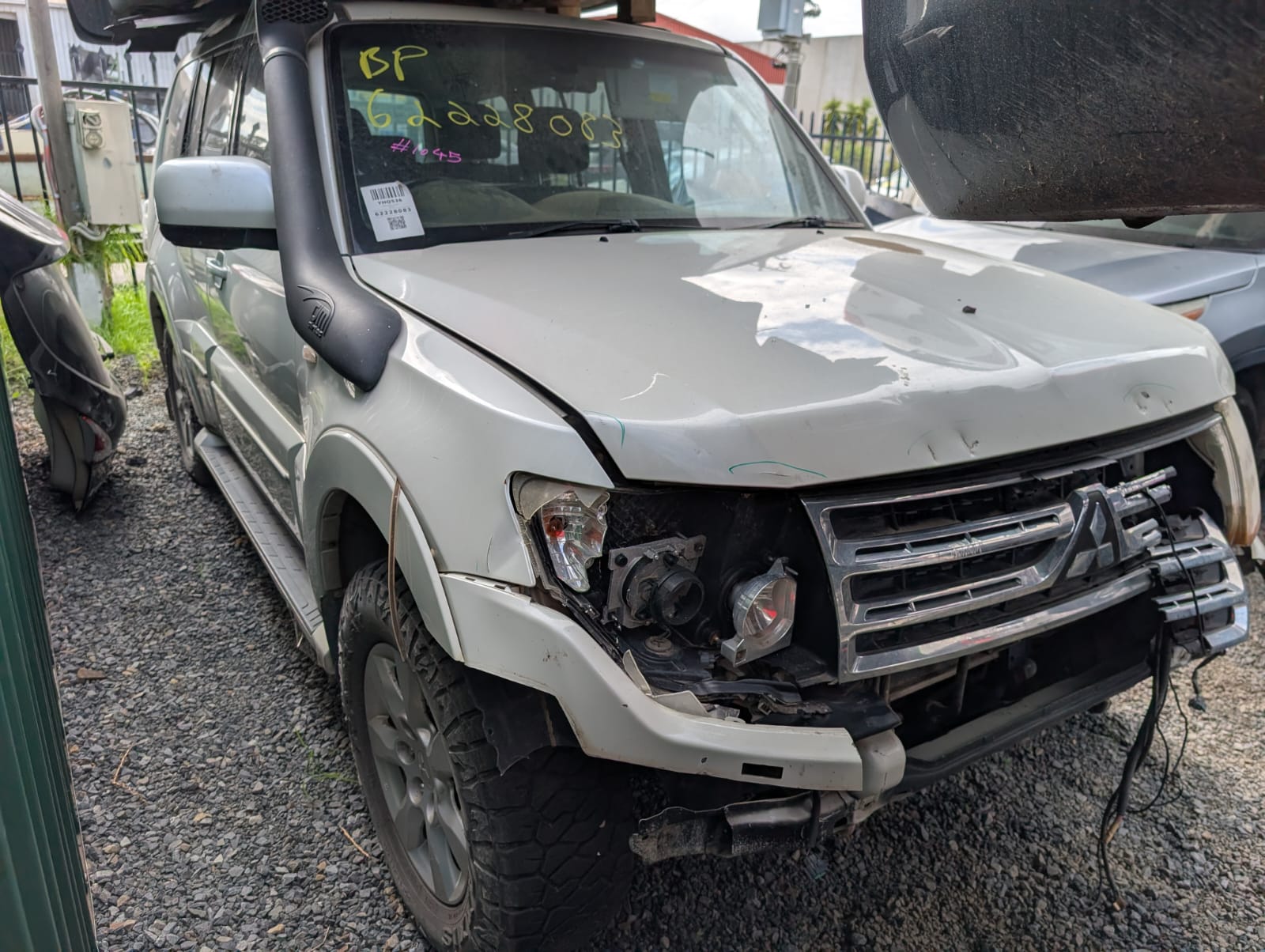 Mitsubishi Pajero 2011 - Image 2