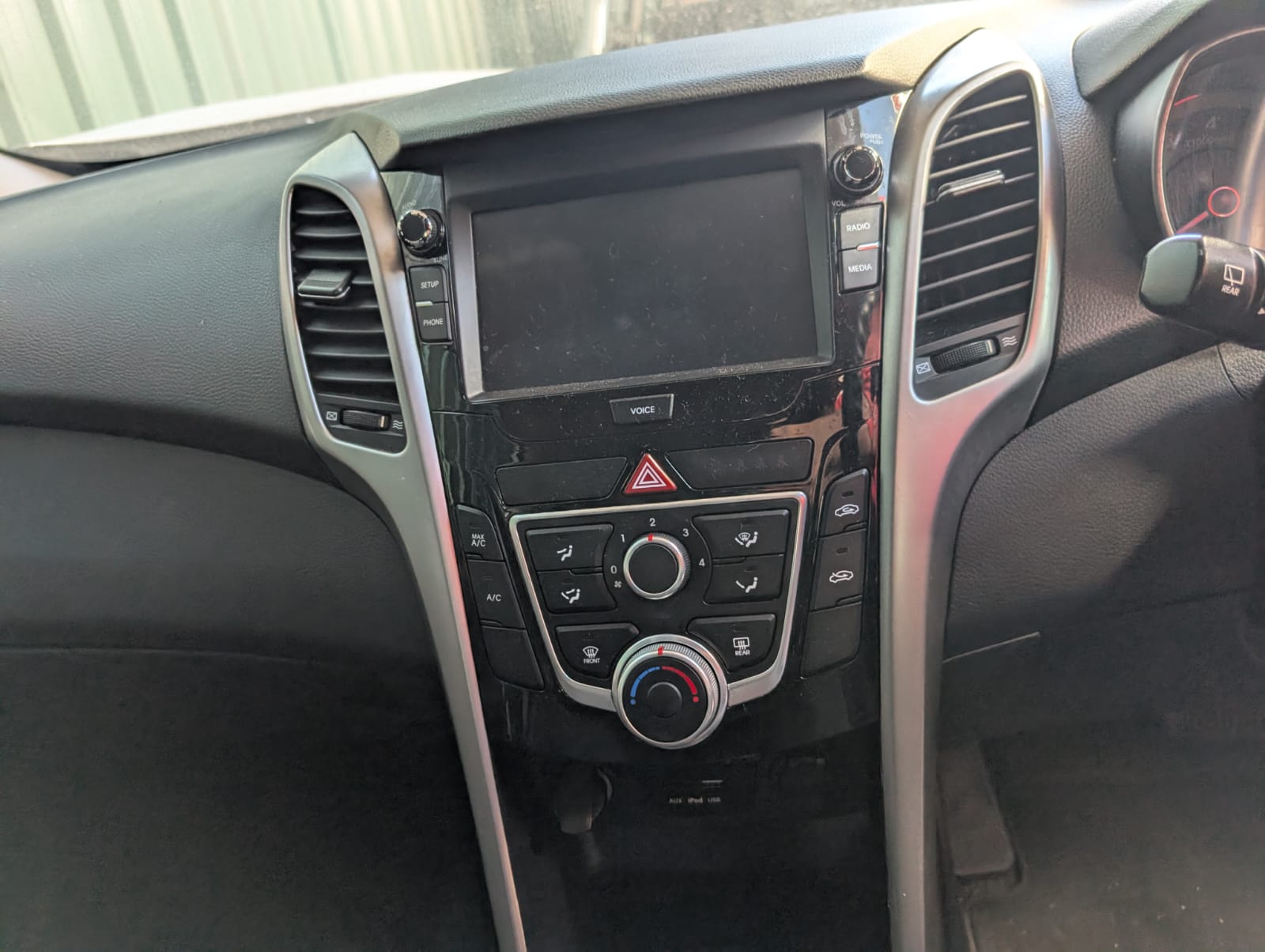 Hyundai i30 2015 - Image 14