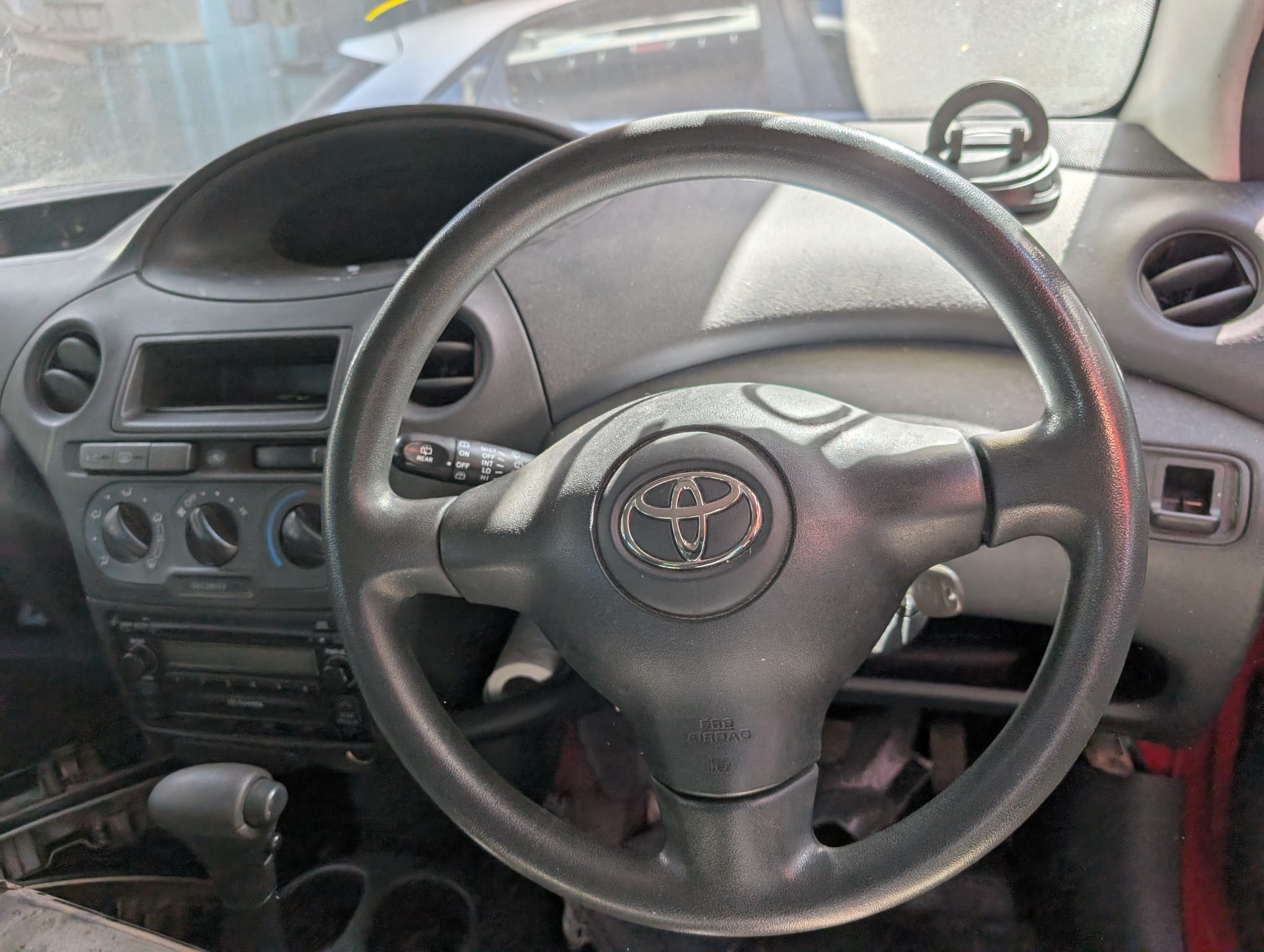 Toyota Echo 2004 - Image 11